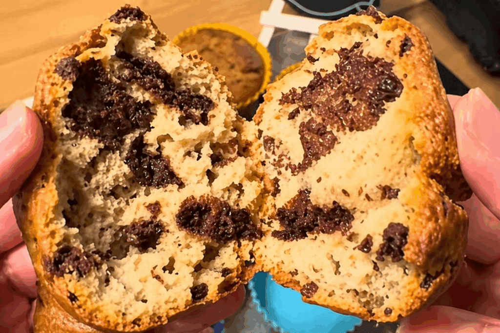 Sto facendo la dieta e questo sono i miei muffin sani e nutrienti che mangio al mattino con solo 120 Kcal: mi saziano e la voglia di dolce passa!