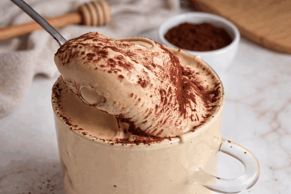E’ la prima volta che faccio la crema caffè così (ha solo 85 Kcal), viene buona e spumosa anche se non la monto con lo zucchero: il segreto è questo ingrediente!