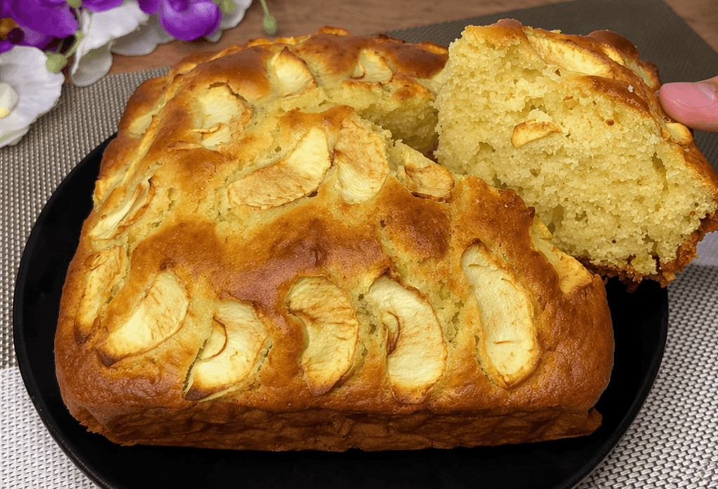 Torta di mele e yogurt