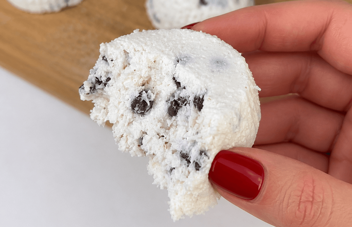 Dolcetti freddi al cocco, yogurt e cioccolato