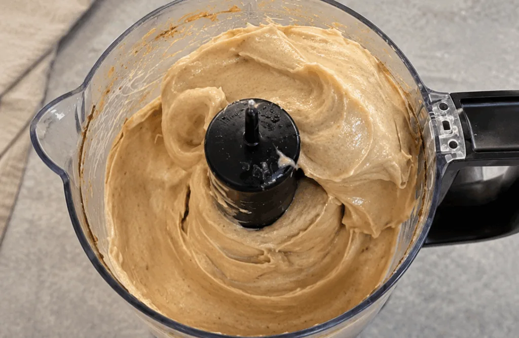 La mia crema caffè furba con solo 90 Kcal senza panna da fare in estate: bastano 2 ingredienti e ti toglie la voglia di dolce!