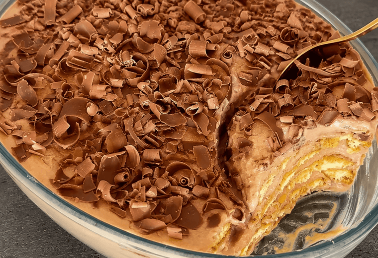Dessert yogurt e biscotti