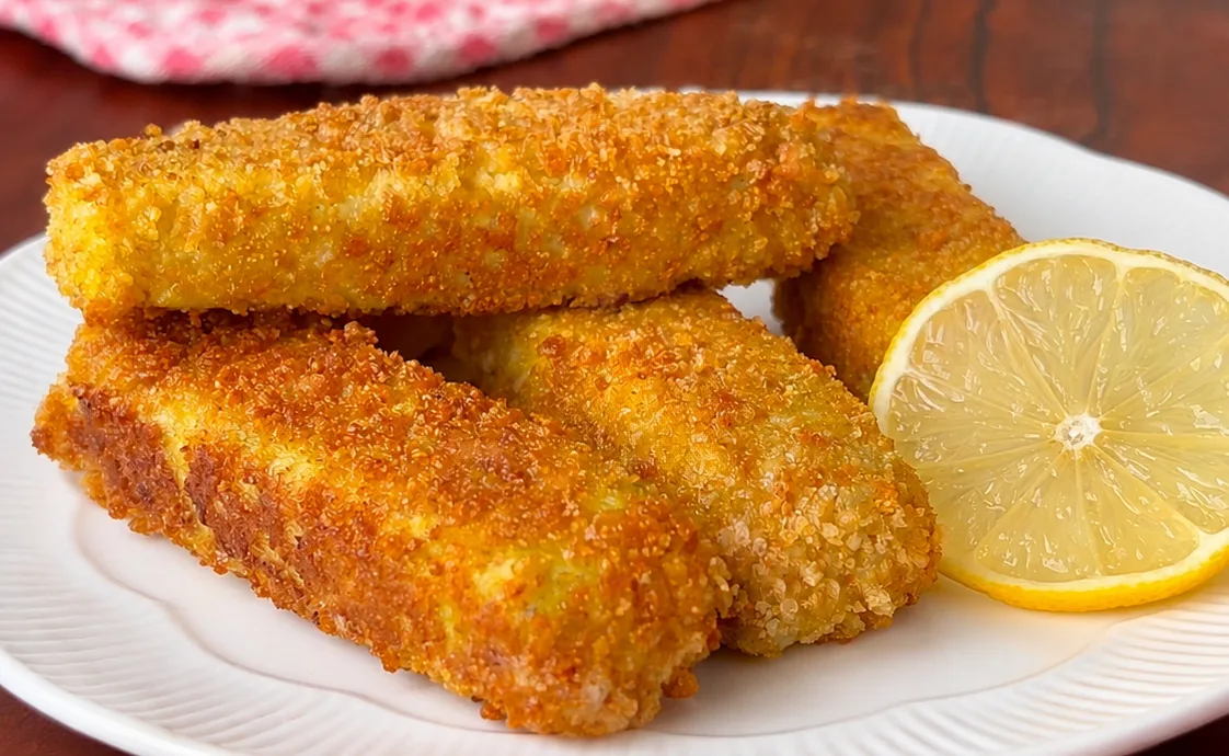 Bastoncini di pesce impanati